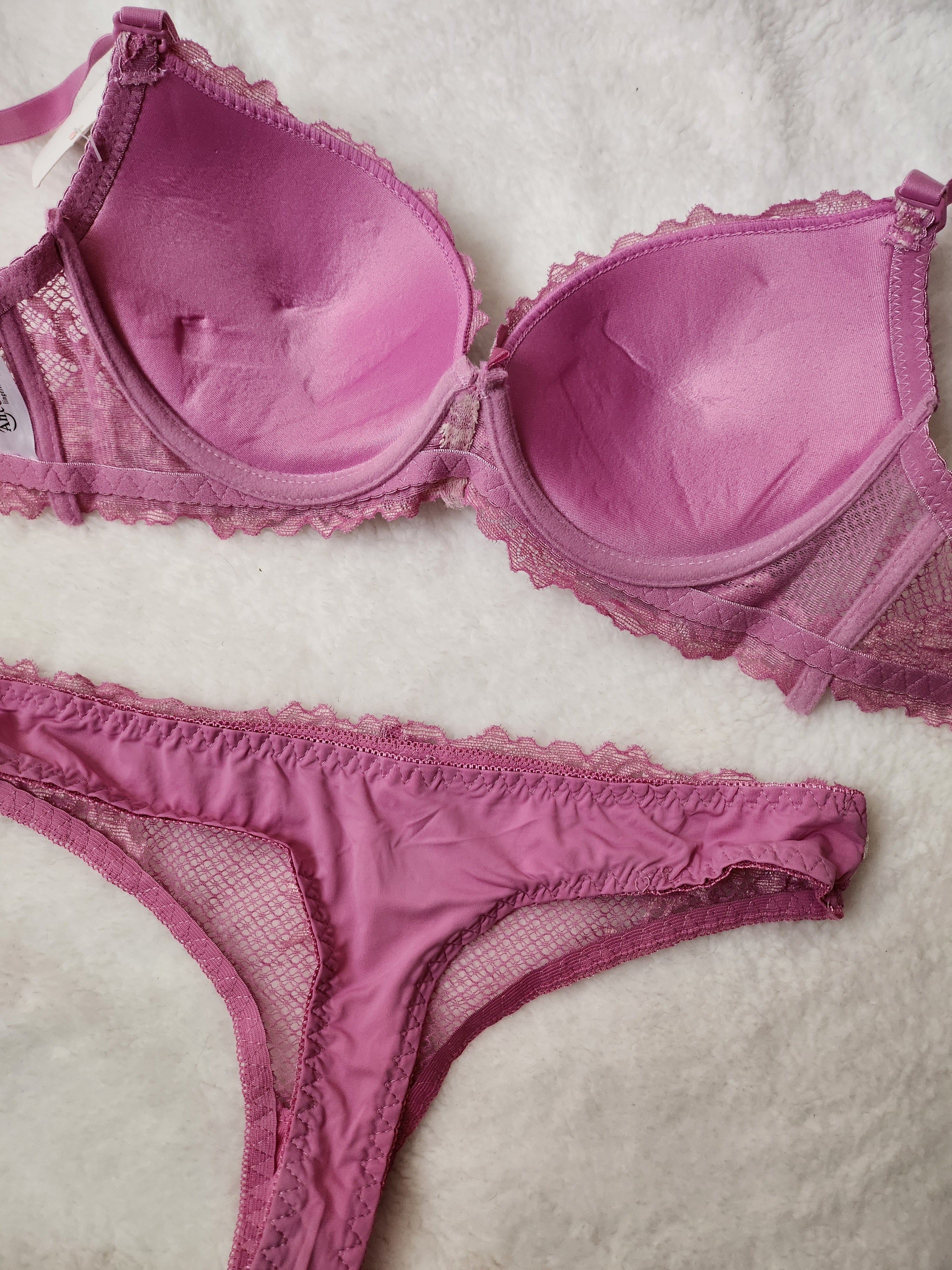 Completo Modello Intimi**imi