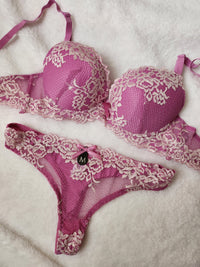 Completo Intimi**imi