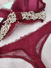 Completo Intimi**imi